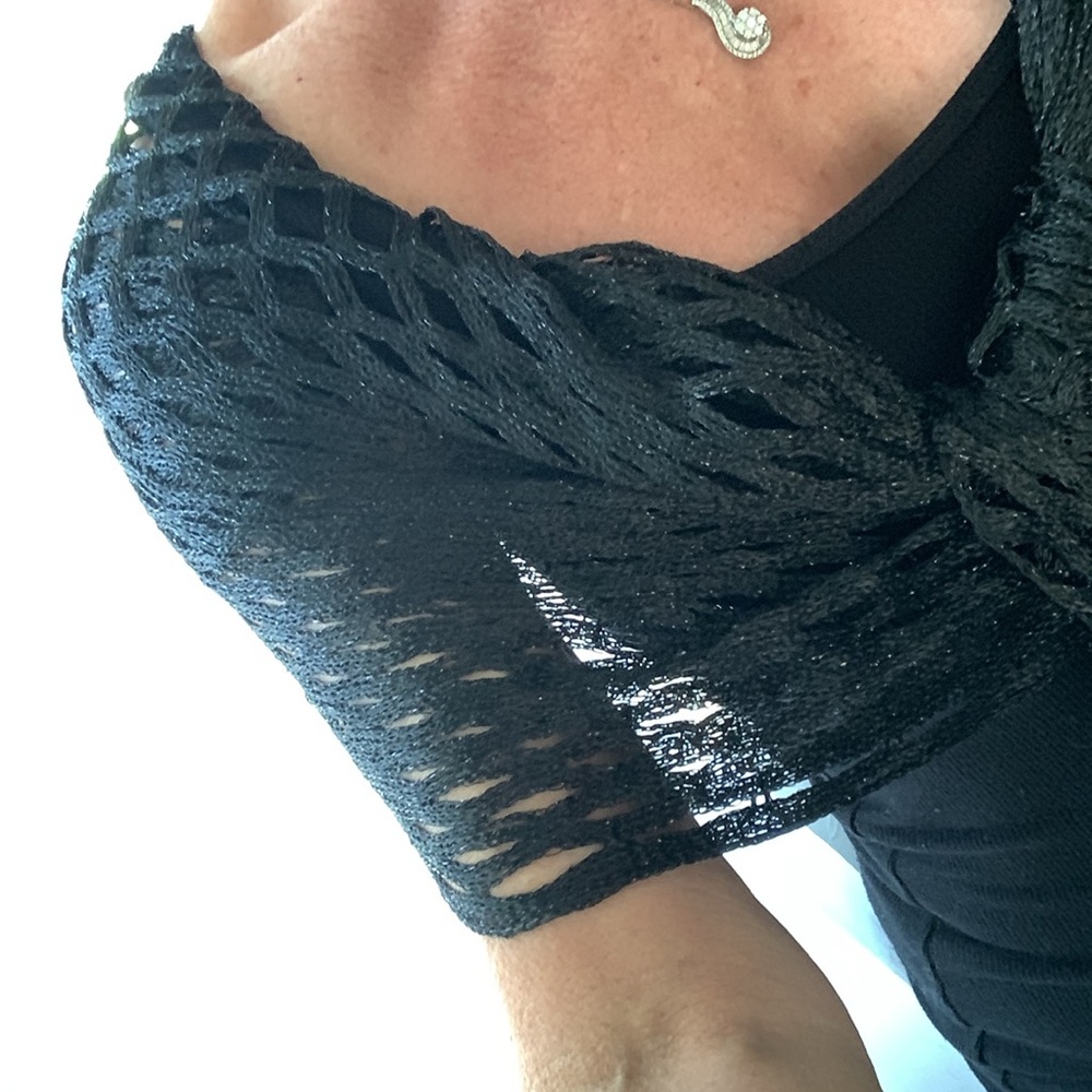Fishnet Black scarf. NWT.